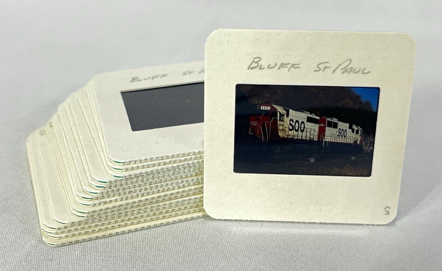 Lot of 16 Vtg Original 35mm Railroad Film Slides - Soo Line Trains St. Paul MN93