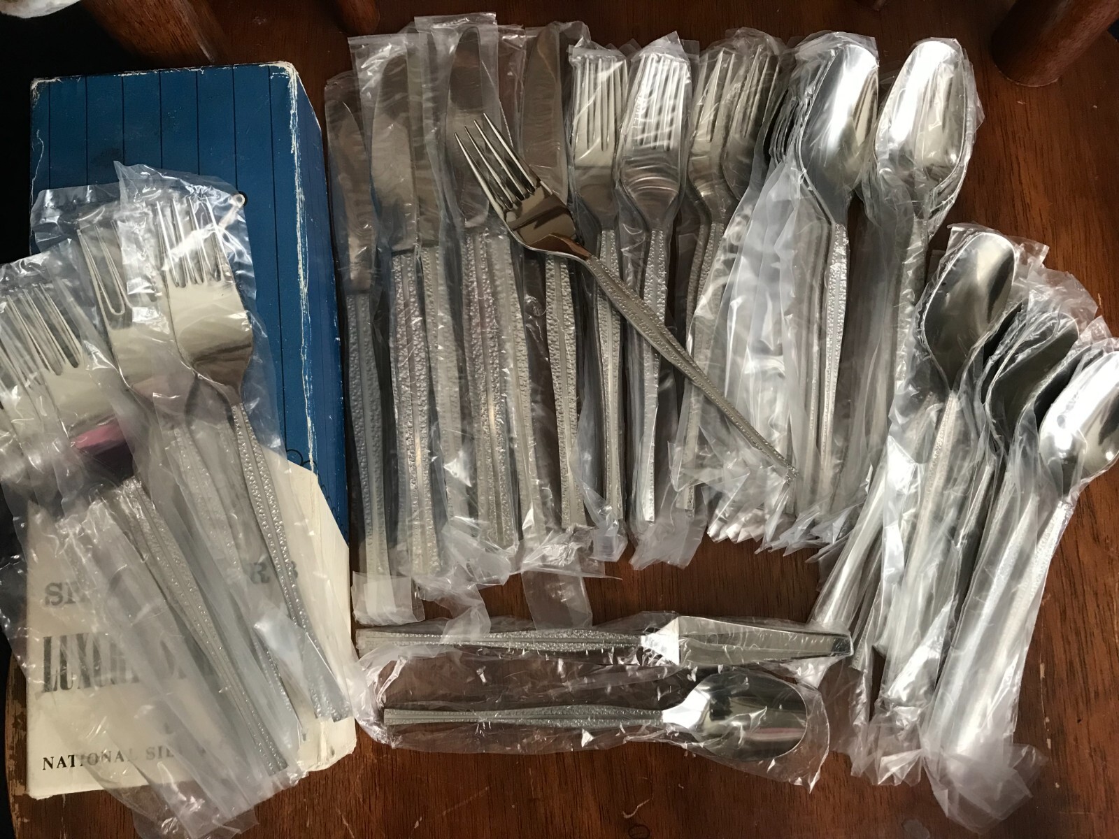 42 pc Vintage Nasco Japan RIVOLI Flatware MCM Stainless Service for 8 NIB