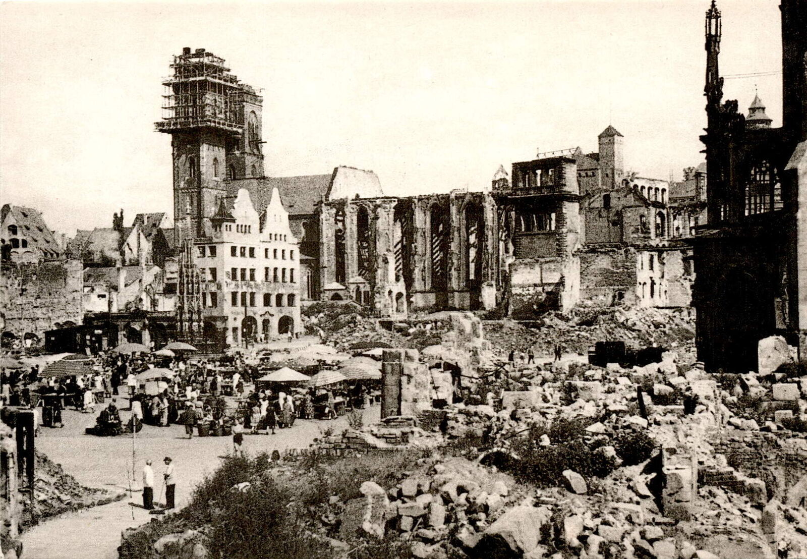 Postcard of Main market in Nuremberg, 1945.