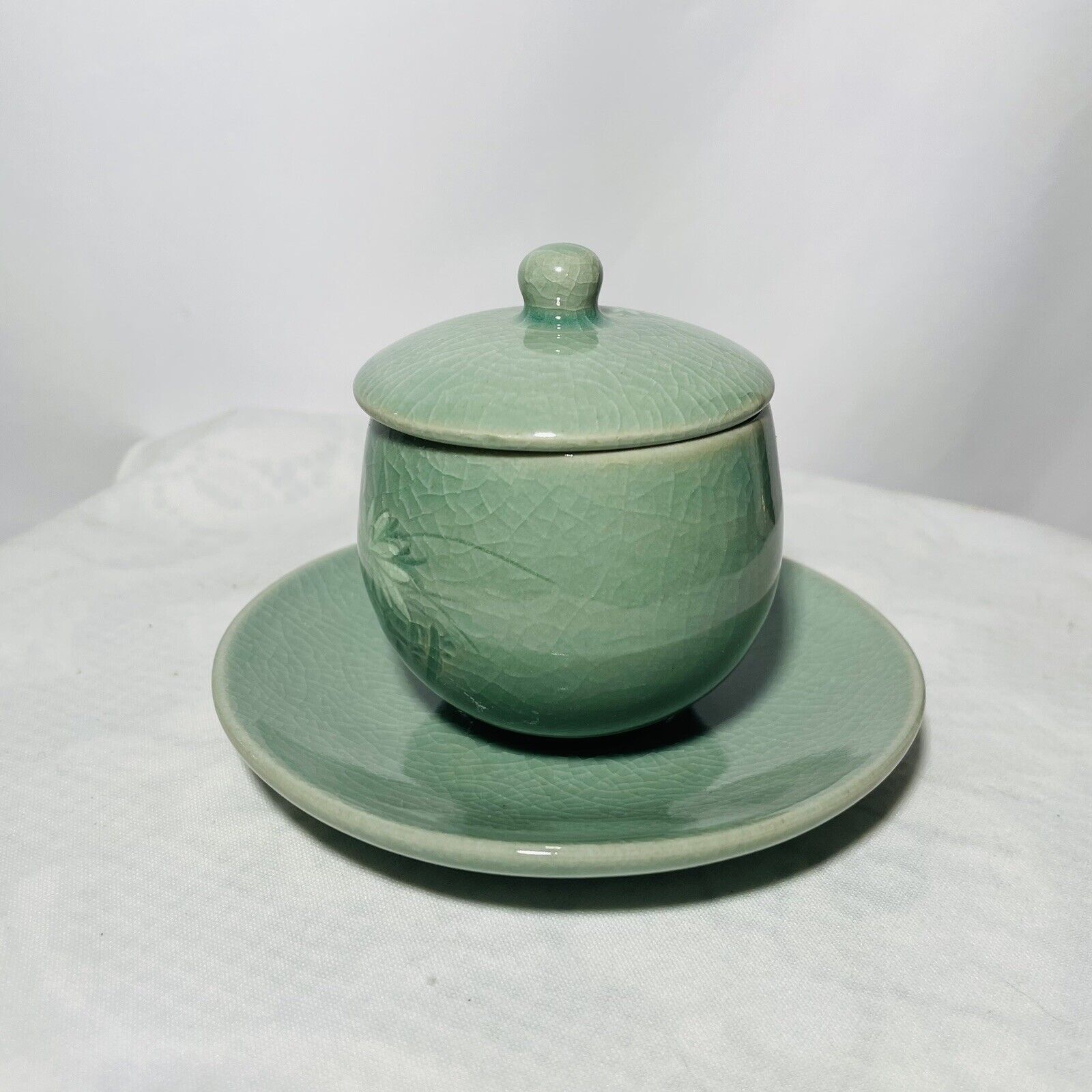 Vintage Korean Celadon Crackle Glaze Lotus Flower Covered Tea Cup and Saucer Set
