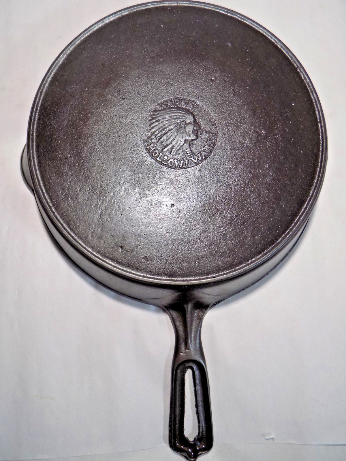MUSEUM GRADE? Wapak Hollow Ware No.8 Indian Head Cast Iron Skillet-Restored-FLAT