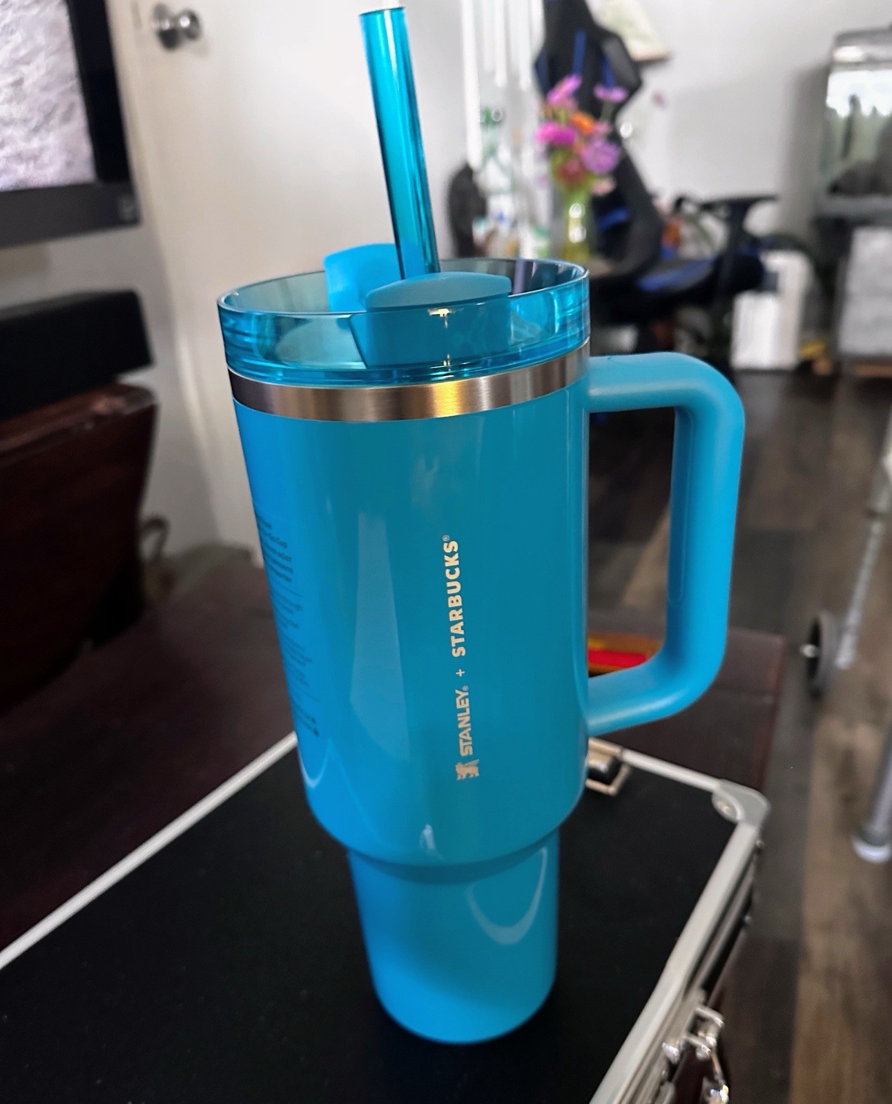 Starbucks Stanley Stainless Steel Tumbler 40 Ounce Blue comes w/ Original Box 