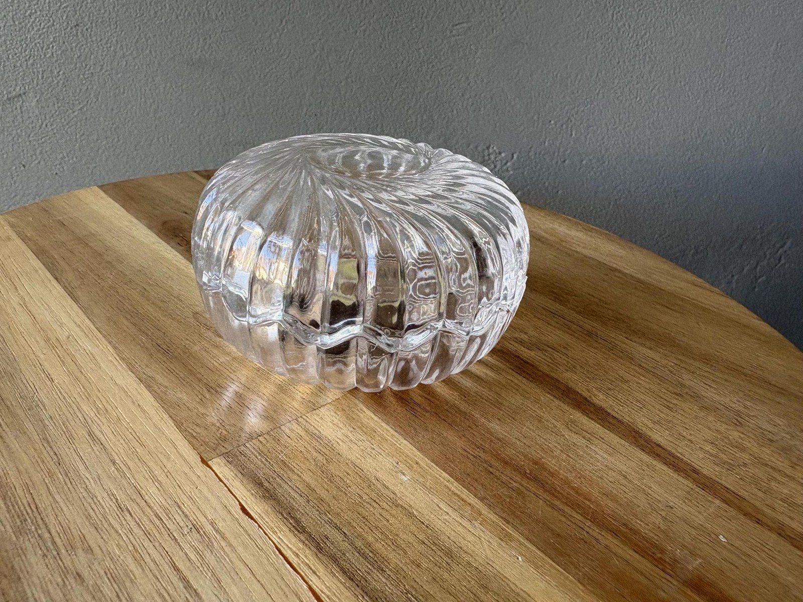 Studio Nova Crystal Swirling Fluted Dish