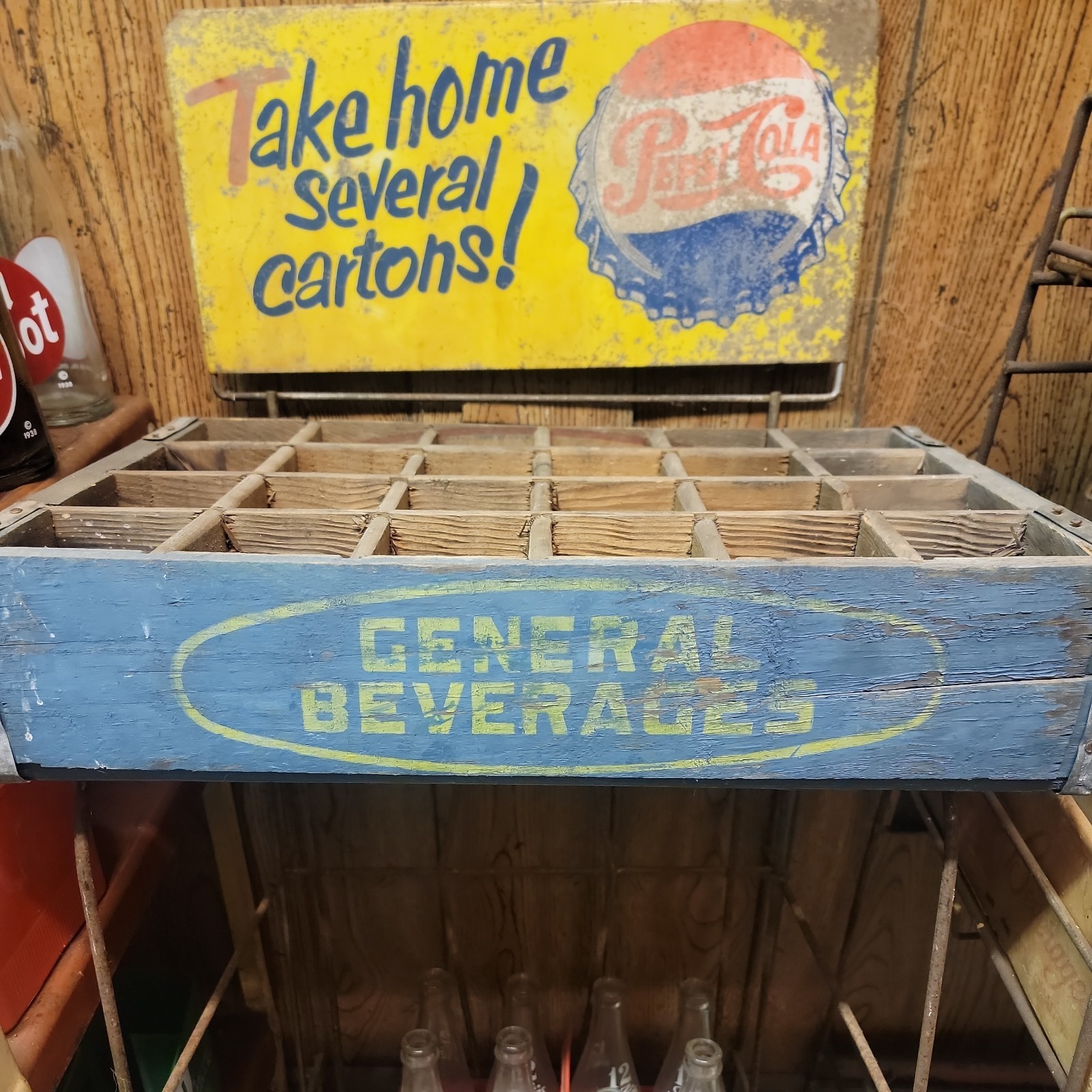 Vintage GENERAL BEVERAGES Wooden Soda Crate Blue Yellow Tri Cities