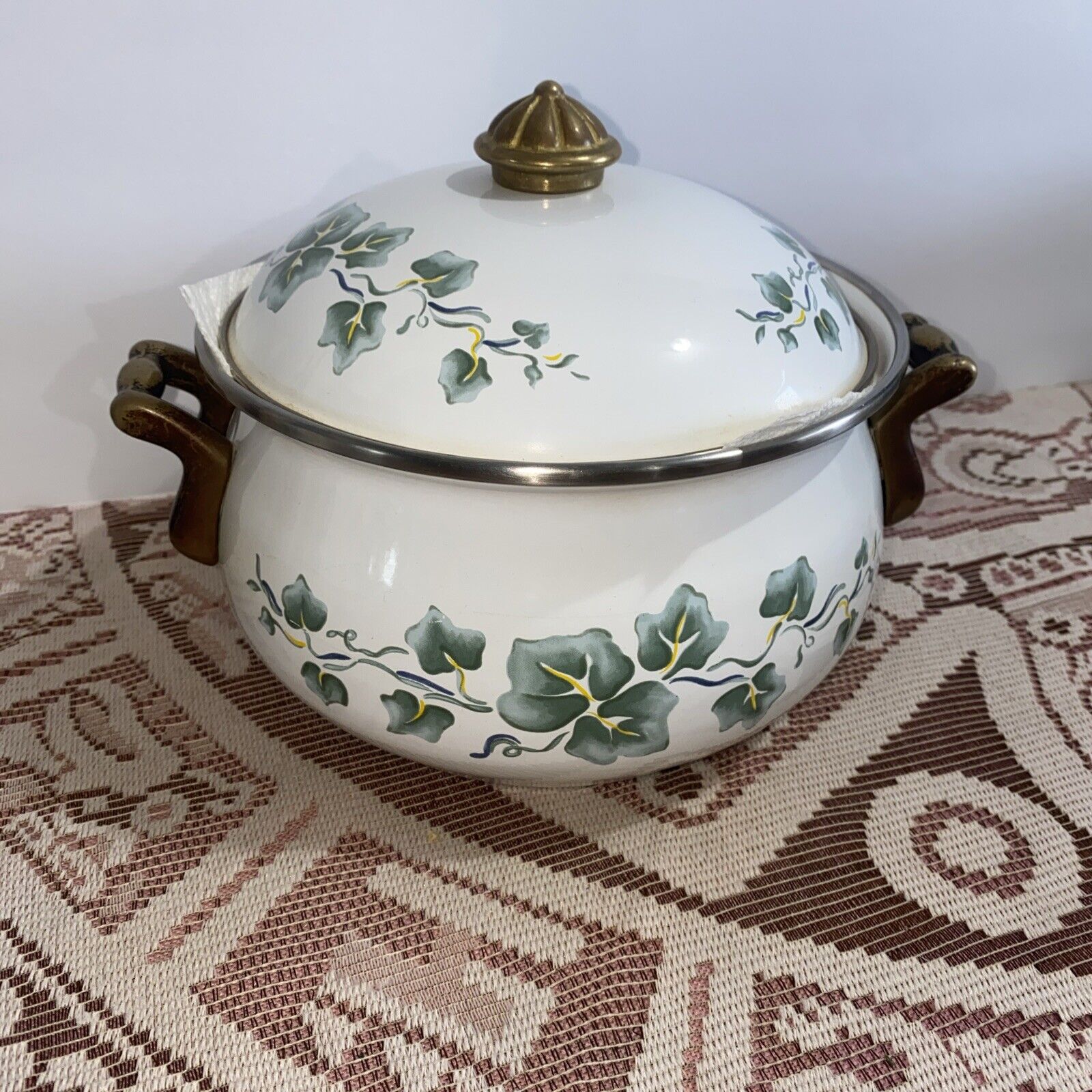 Vintage LINCOWARE Enamel Dutch Casserole Pot Ivy Cookware