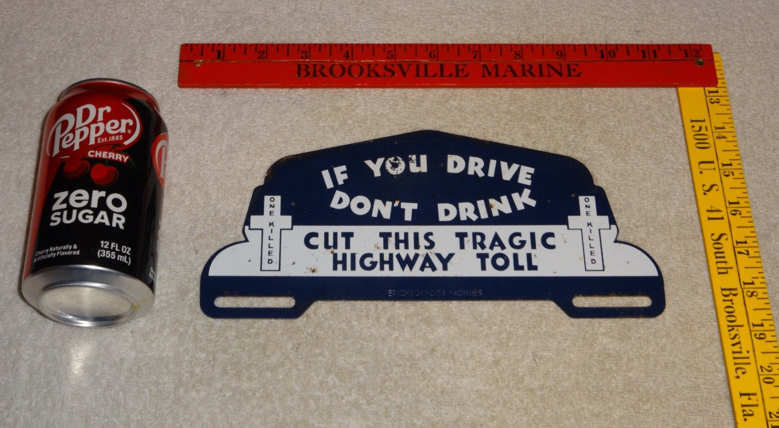 VINTAGE ANTIQUE DON'T DRINK & DRIVE JESUS +CROSS METAL LICENSE PLATE TOPPER SIGN