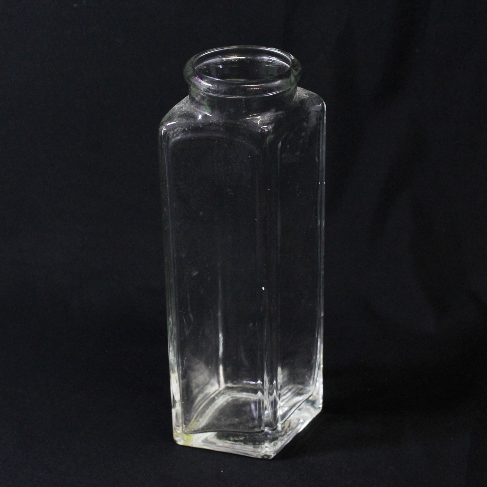 Ann\'s House of Nuts Clear Glass Jar 9.5\