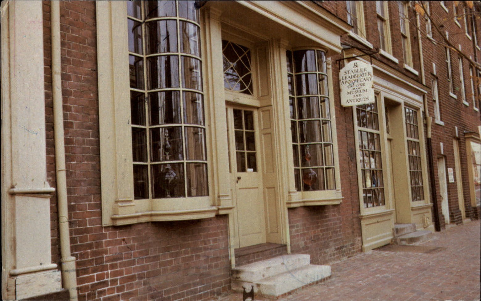 Alexandria Virginia Stabler Leadbeater Apothecary Shop mailed 1978 postcard