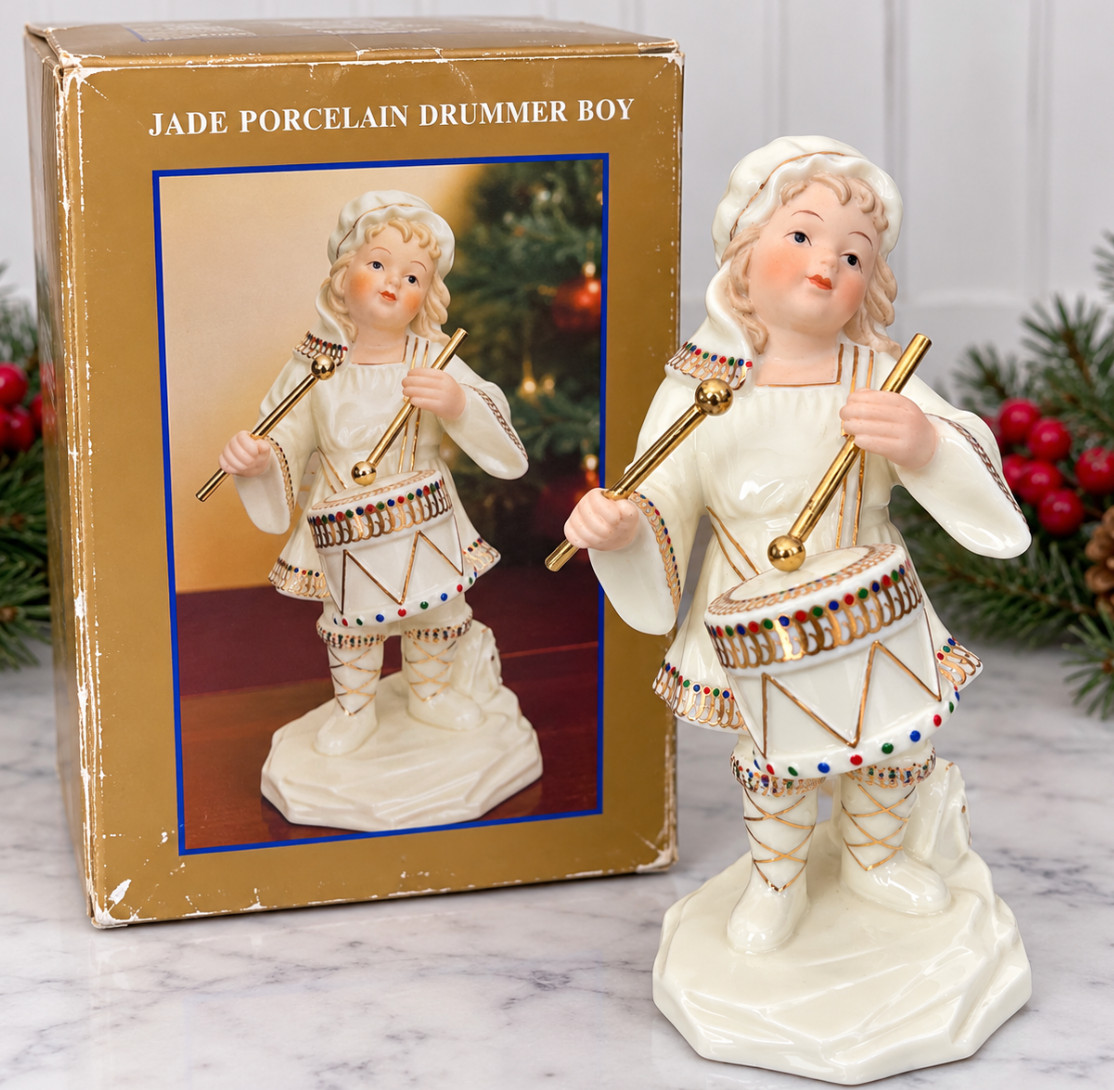 Vintage Bon Ton Jade Porcelain Drummer Boy Nativity 6.5\