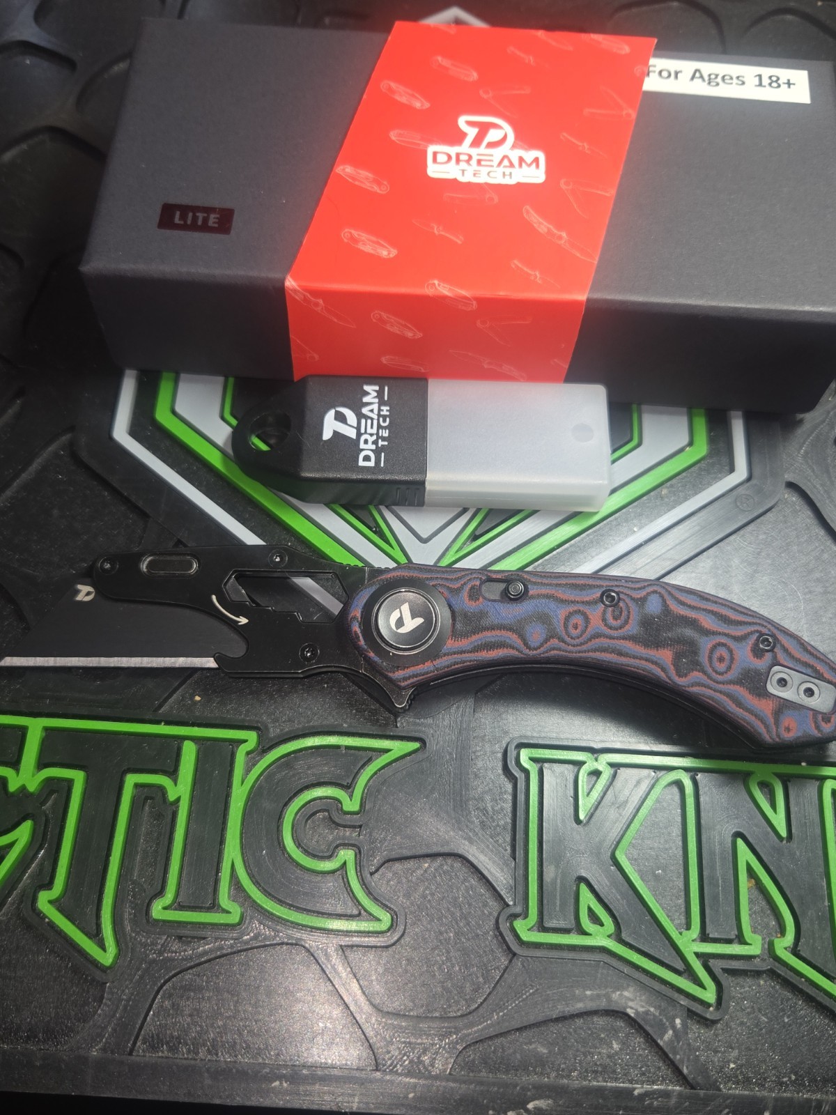 Dream Tech D4518MR Lite Pocketknife Black/Blue/Red G10 SS Cleaver Plain Clip