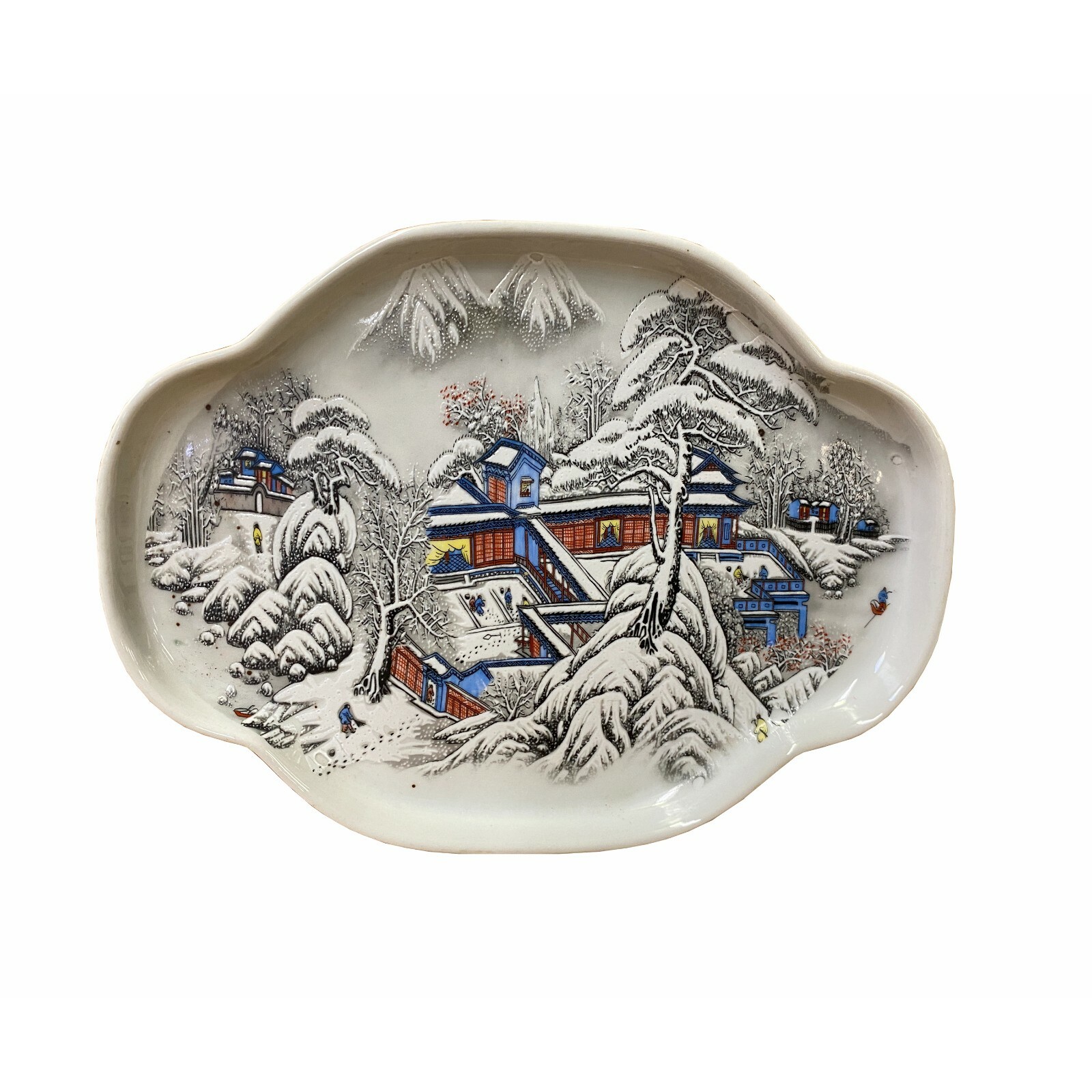 Chinese Off White Porcelain Snow Scene Flower Shape Display Plate ws1823