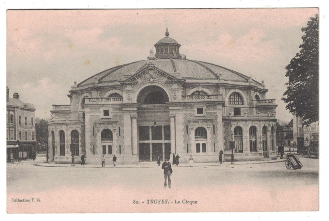 ANTIQUE 1918 LE CIRQUE CIRCUS BUILDING TROYES FRANCE POSTCARD