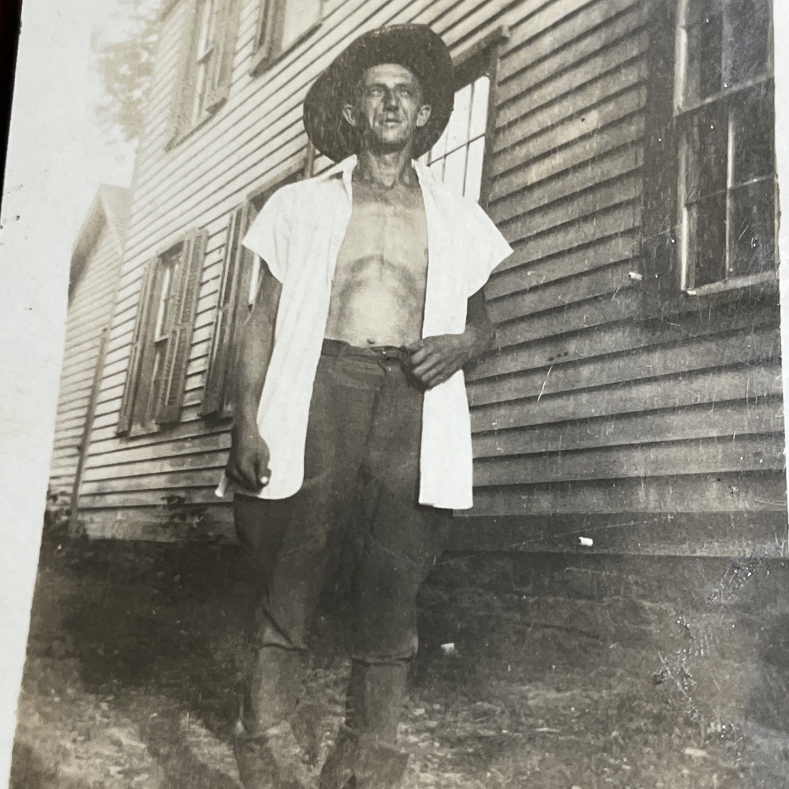 Vintage Snapshot Photograph Crazy Looking Early Farmer 1920s - P1 Vintage Snapshot Photograph Crazy Looking Early Farmer 1920s - P1