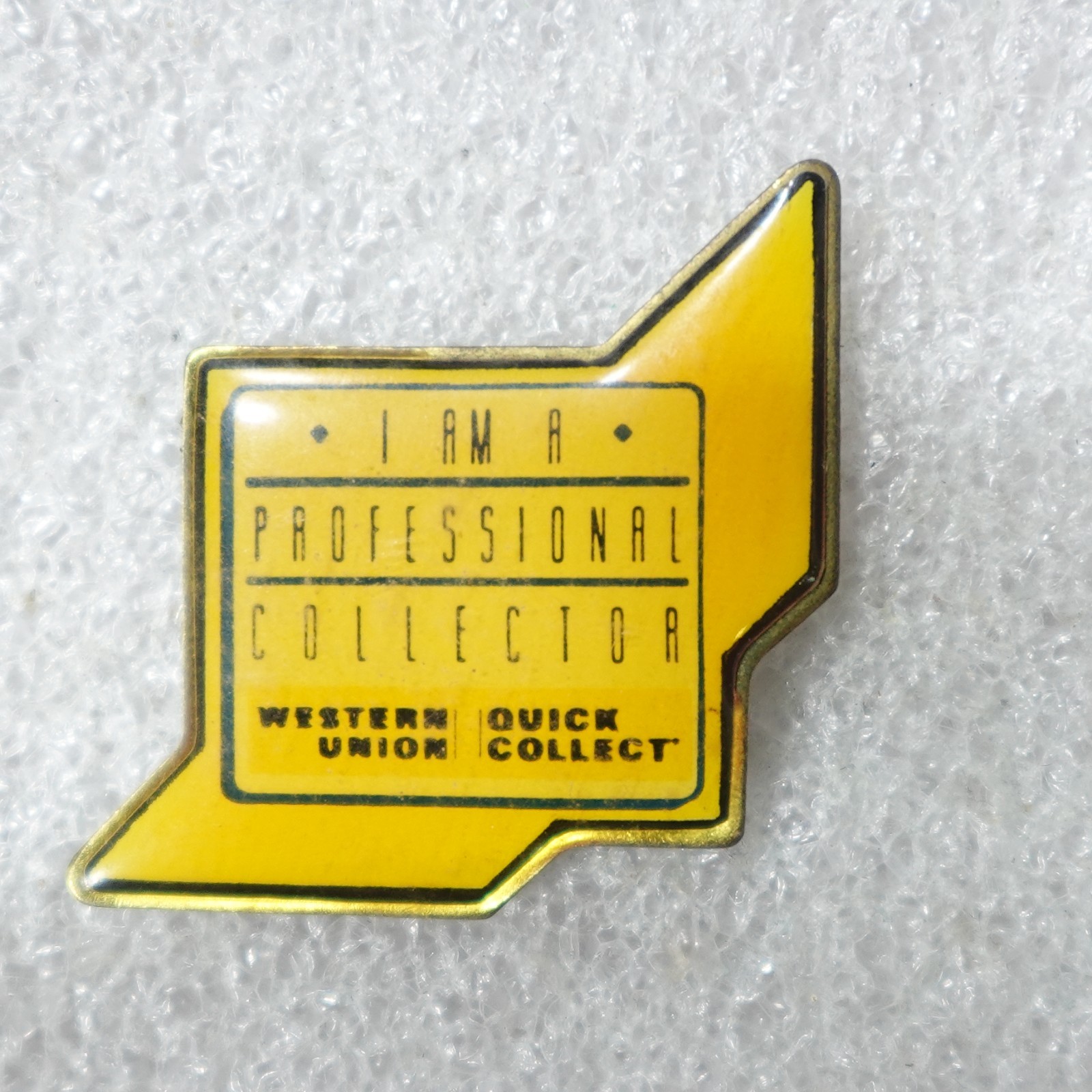 A Pledge & A Promise Pin 25 Years, Globe & Handshake, 1995 Commemorative