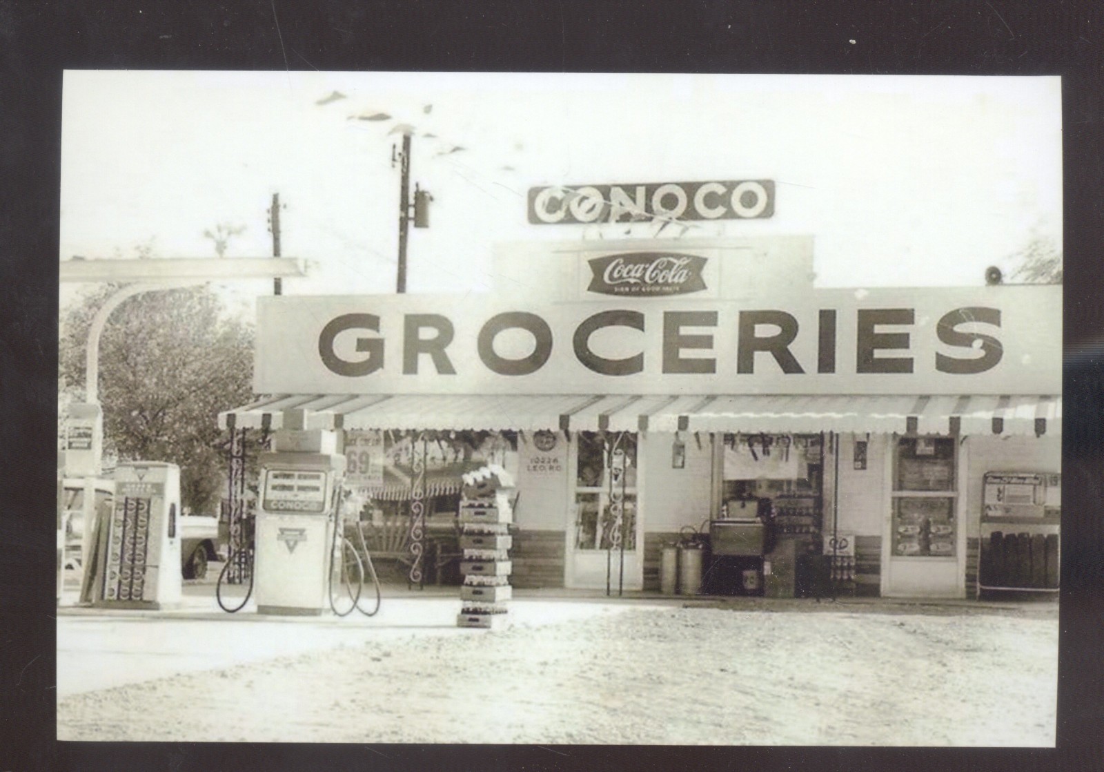 REAL PHOTO FORT WAYNE INDIANA CONOCO GAS STATION GROCERY STORE POSTCARD COPY