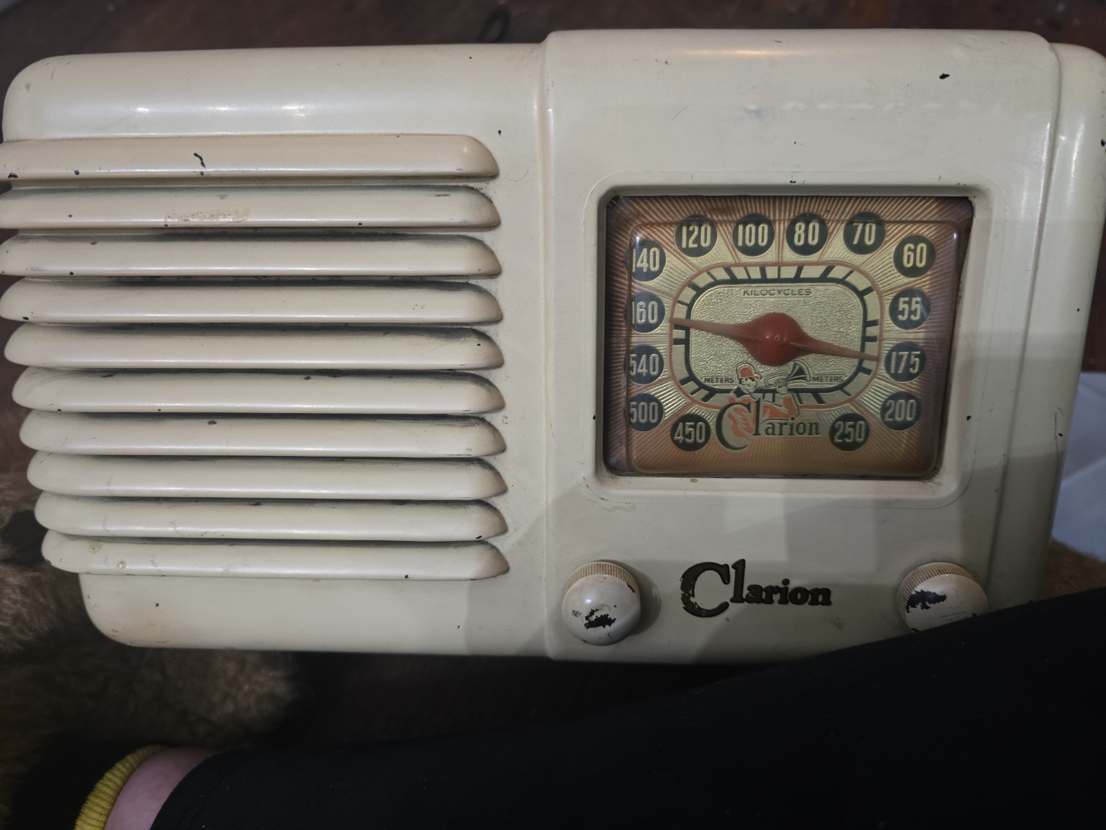 Vintage 1940s Clarion Radio Kilocycles. Super Cool History Turns On, Lights Up