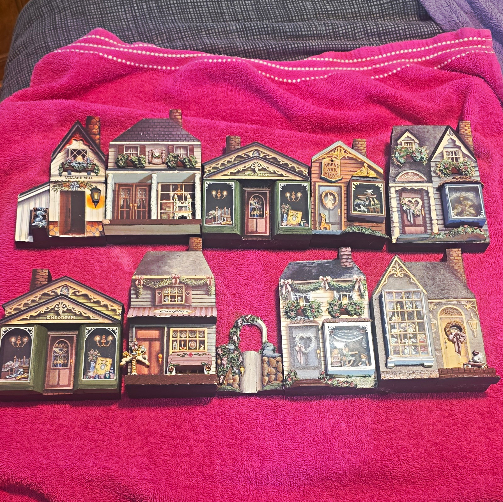 Lot Of 10 1993 Longaberger Dresden Wooden Village Collection By Gail & Bill Duke