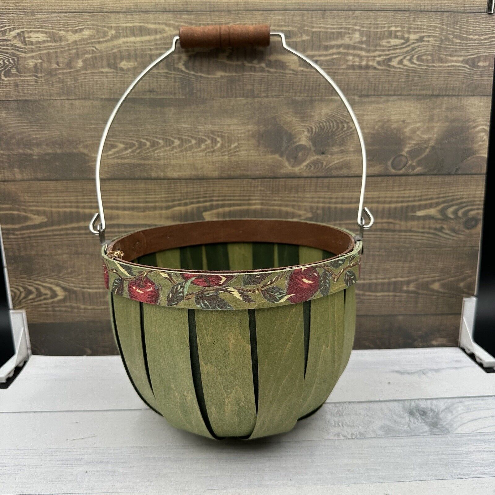 Longaberger 2013 Sage Green Apple Pot Splint Basket Rare