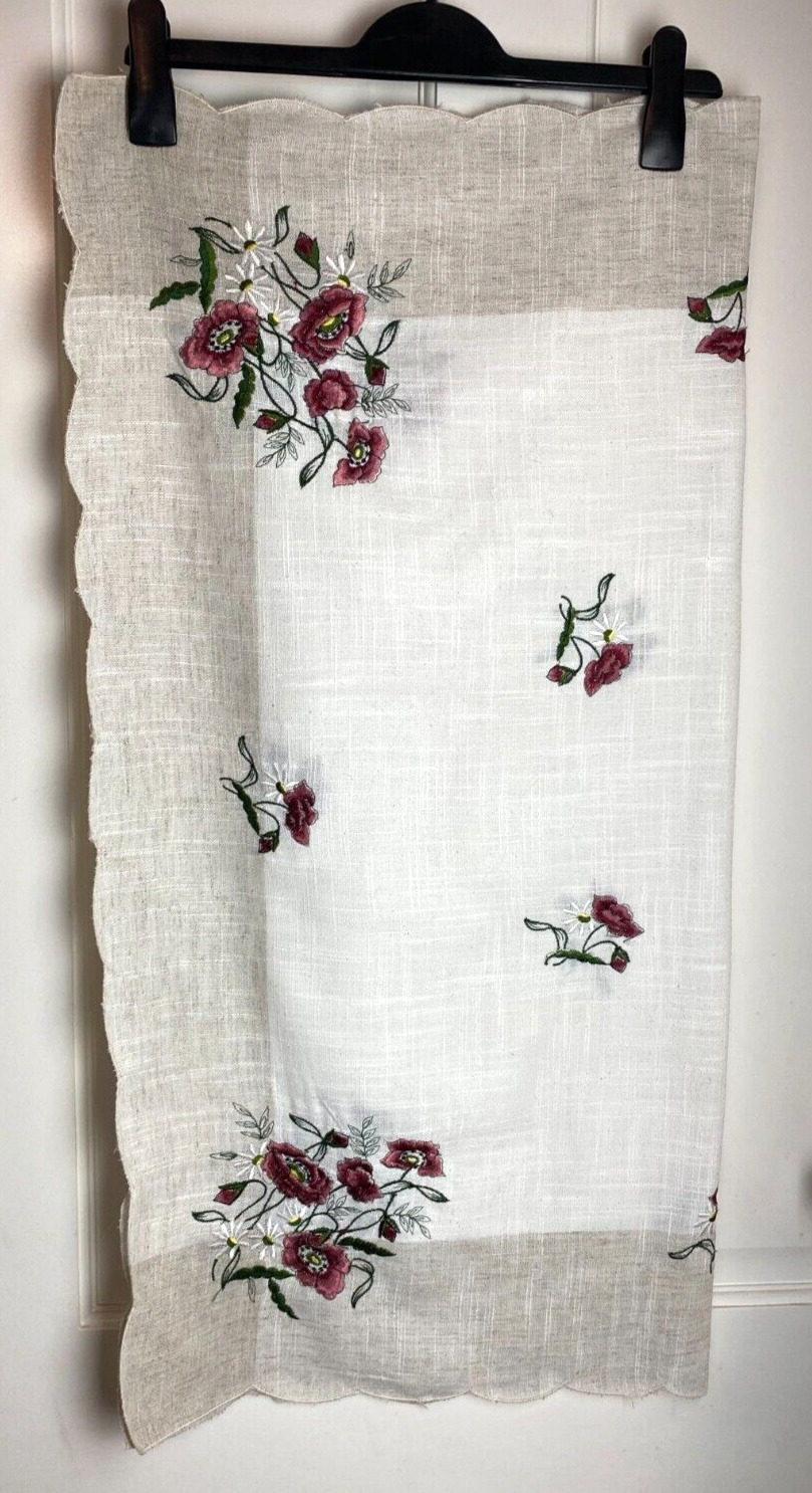 Square Floral Embroidered Linen - Beige & Pink - table cloth - approx 33\