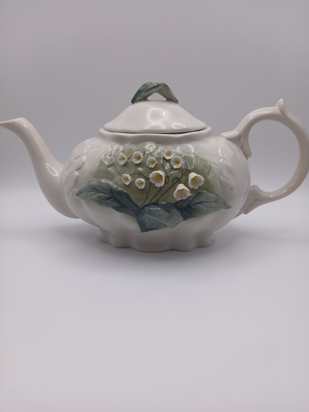 Vintage Katherine\'s Collection Lilly Of The Valley 9 PC Ceramic Teapot Tea Set