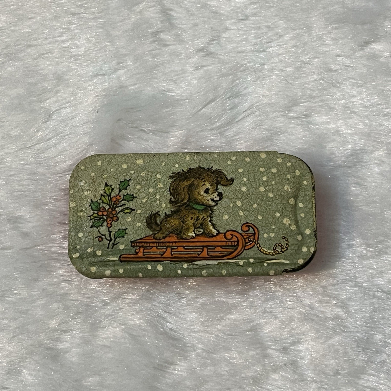 Vintage Potpourri Press Dog On Sled Pill Tin *Use For chapstick, lipstick, ect *
