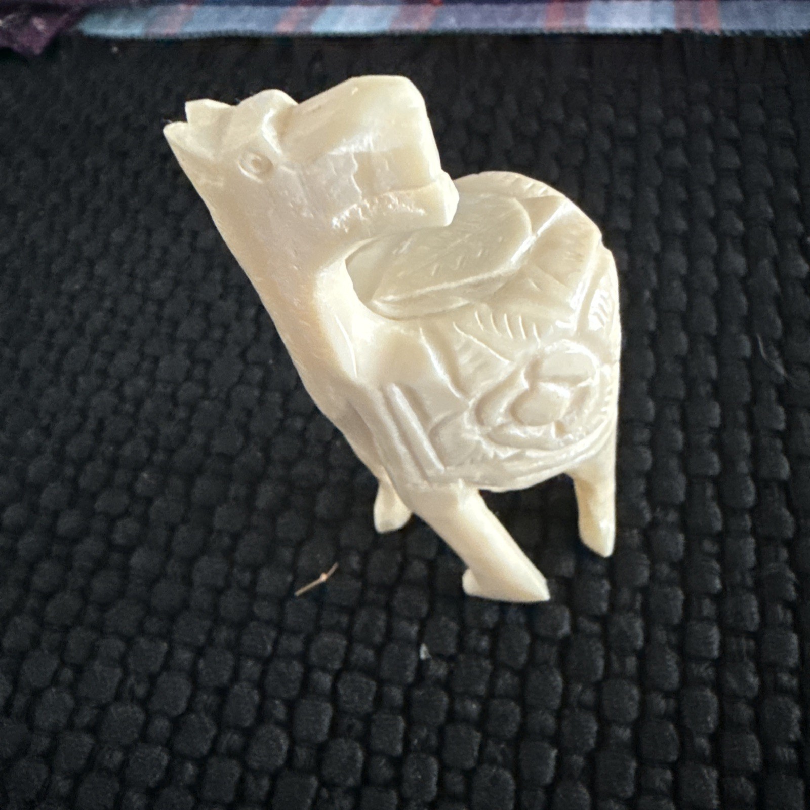 Vintage Faux Carved Resin Camel Figurine - Boho Desert Decor Miniature