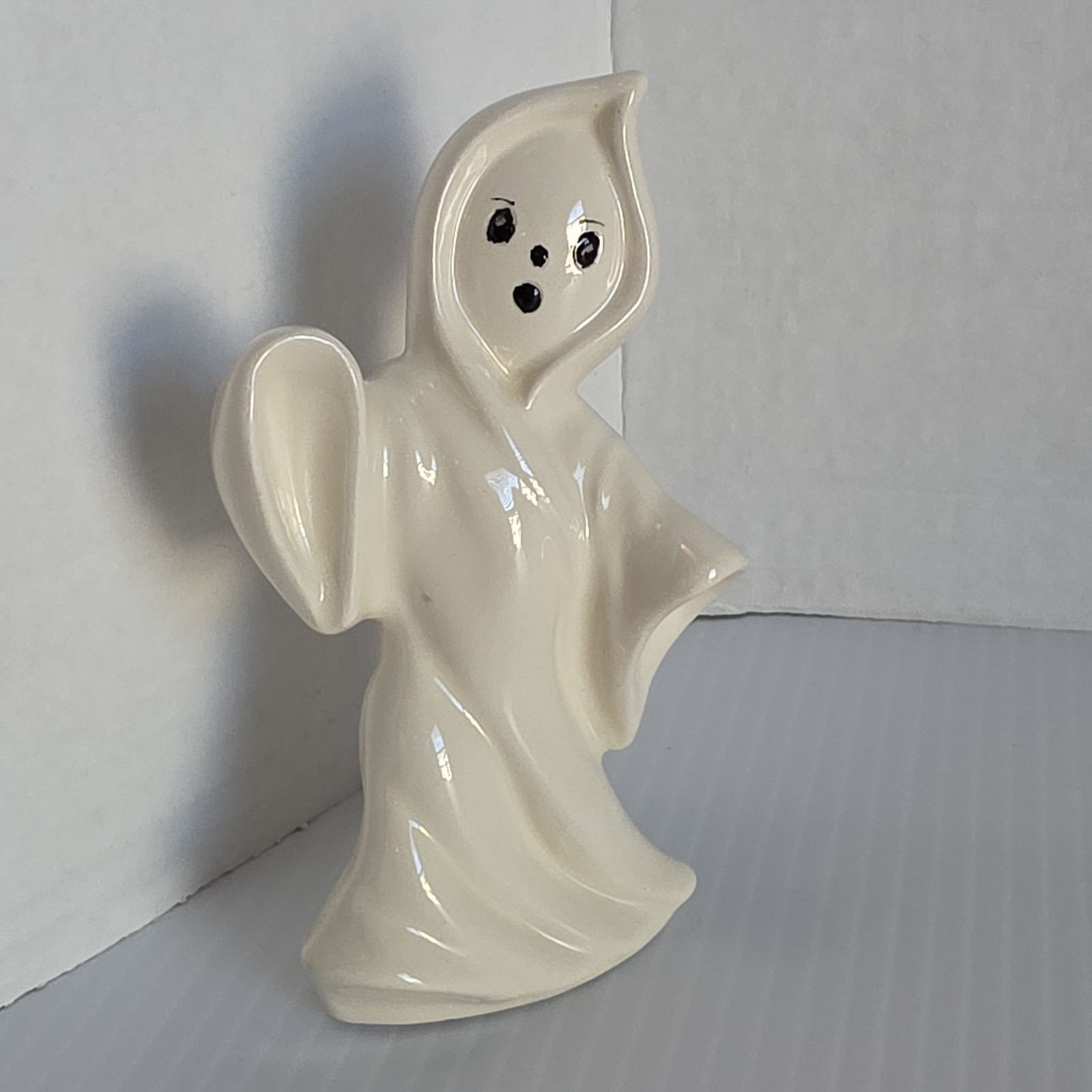 Vintage Ceramic Ghost Figurine Halloween Glazed Spooky Decor MCM 4.5in **READ**