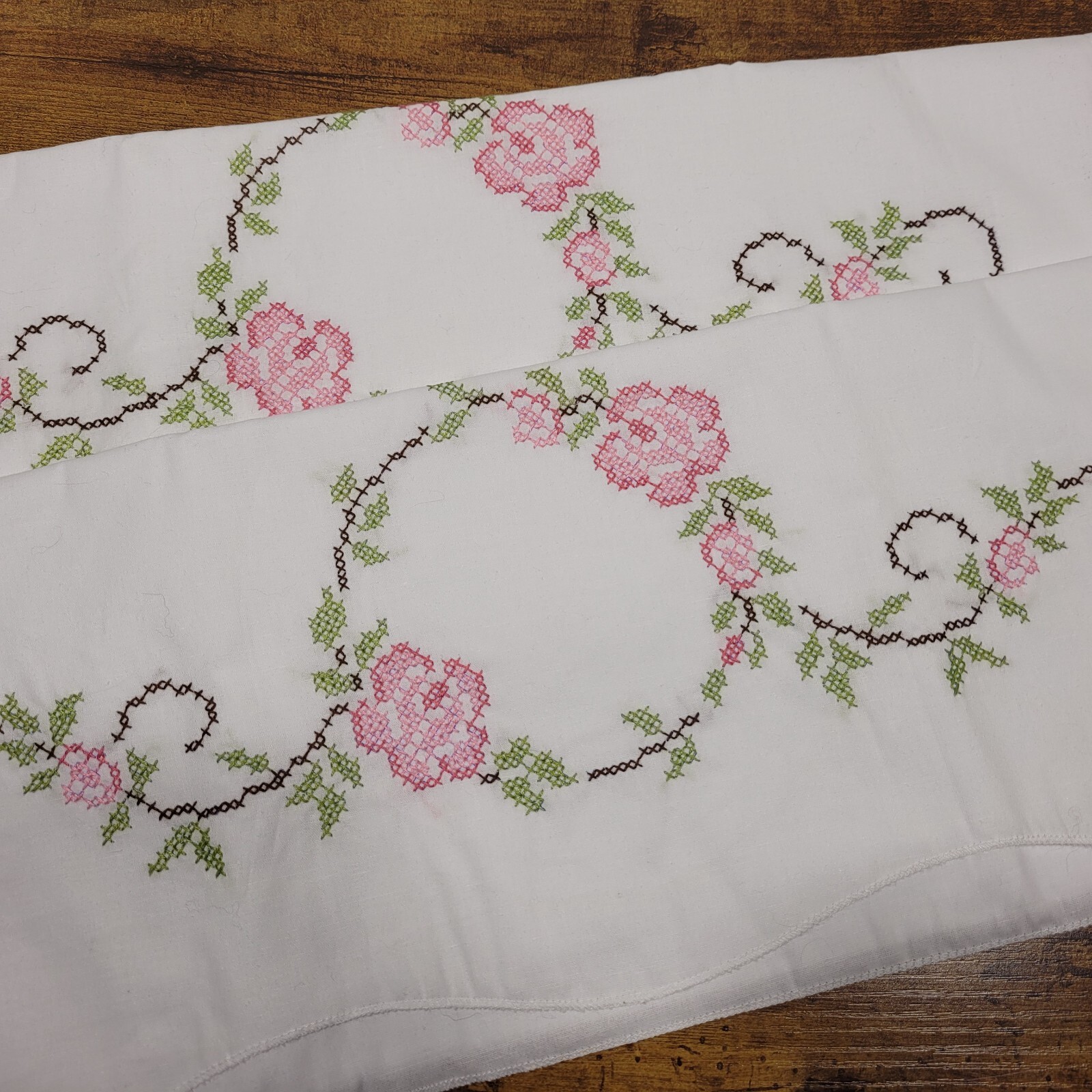 VTG Needlepoint Cross Stitch Pillowcases 2 Matching Pink Roses 30x20 VTG Needlepoint Cross Stitch Pillowcases 2 Matching Pink Roses 30x20