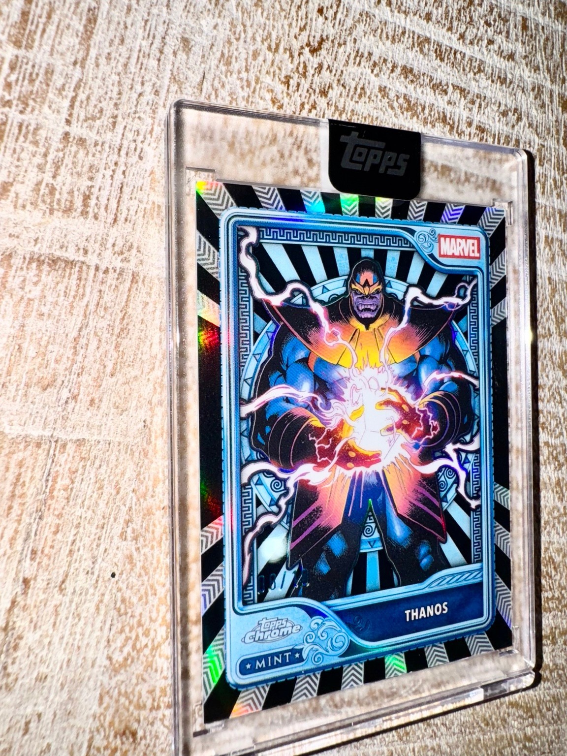 2026 Topps Mint Marvel Thanos #117 Platinum Black Refractor 08/10 SSP