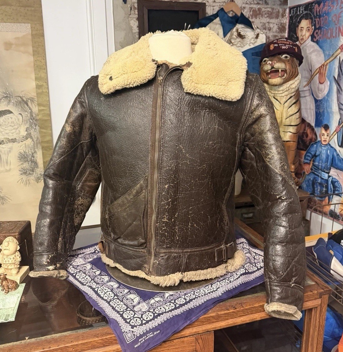 Authentic WWII B-3 Bomber U.S. Airforce Vintage Shearling Leather jacket 1940s