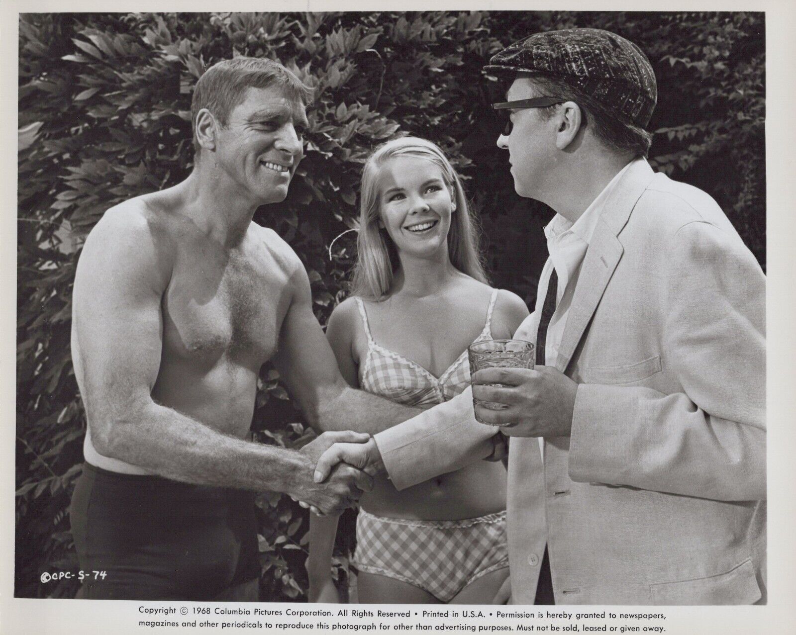 Janet Landgard + Burt Lancaster in The Swimmer (1968) ❤ Vintage Photo K 541