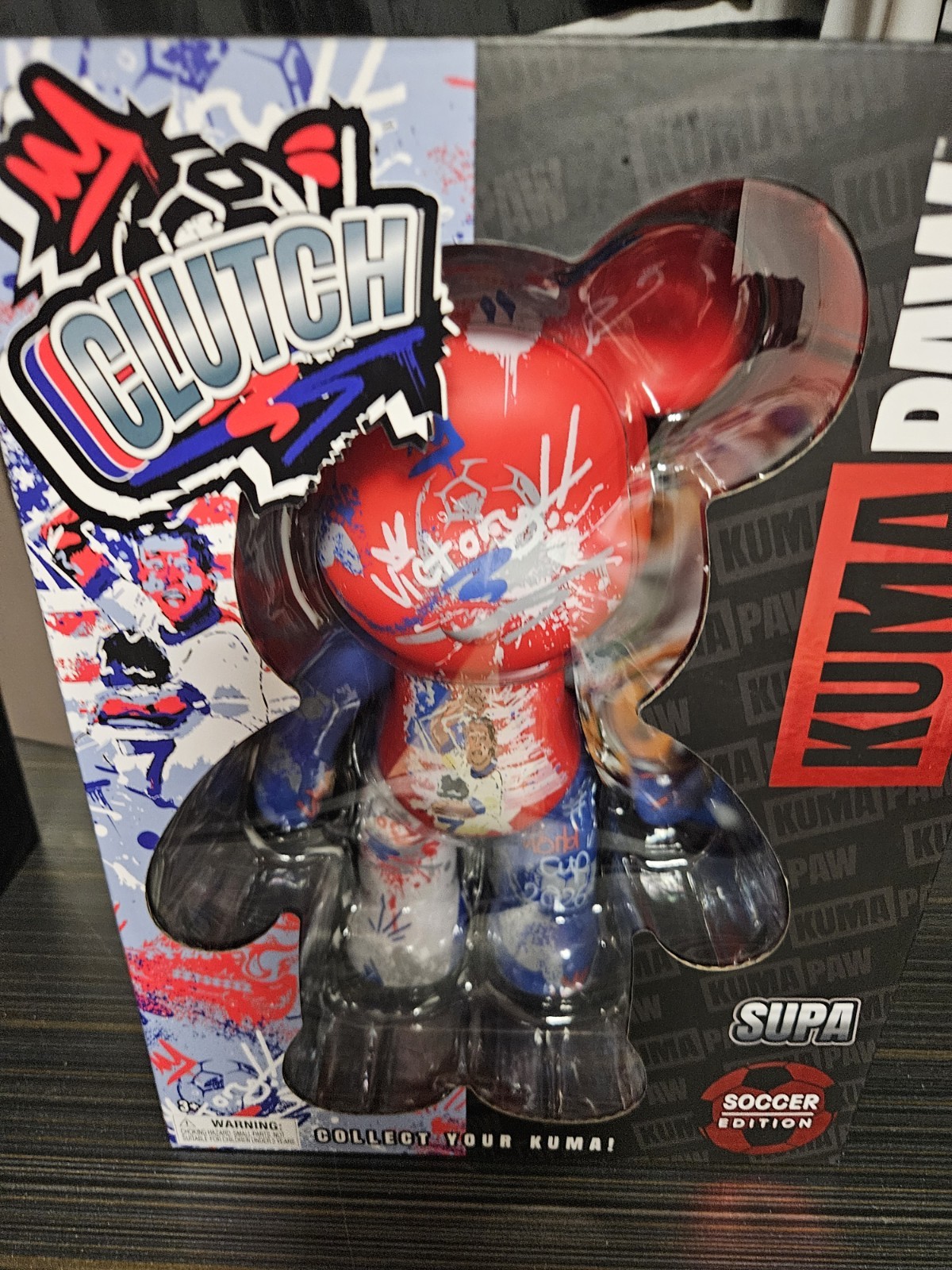 Kuma Paw Clutch Soccer Edition 9.5” Vinyl Figure SUPA Collectible NEW Sealed Kuma Paw Clutch Soccer Edition 9.5” Vinyl Figure SUPA Collectible NEW Sealed
