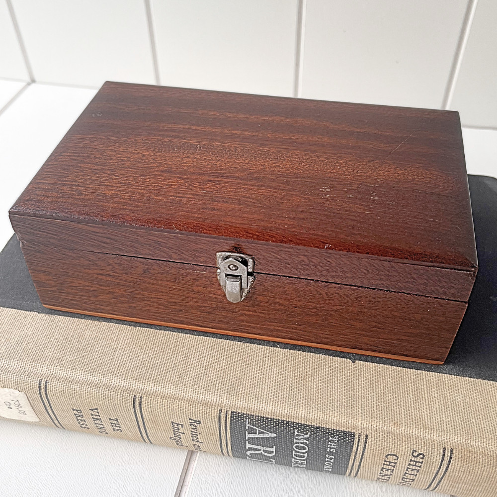 Vintage French Mahogany Wooden Trinket Box – Marshall Field & Company