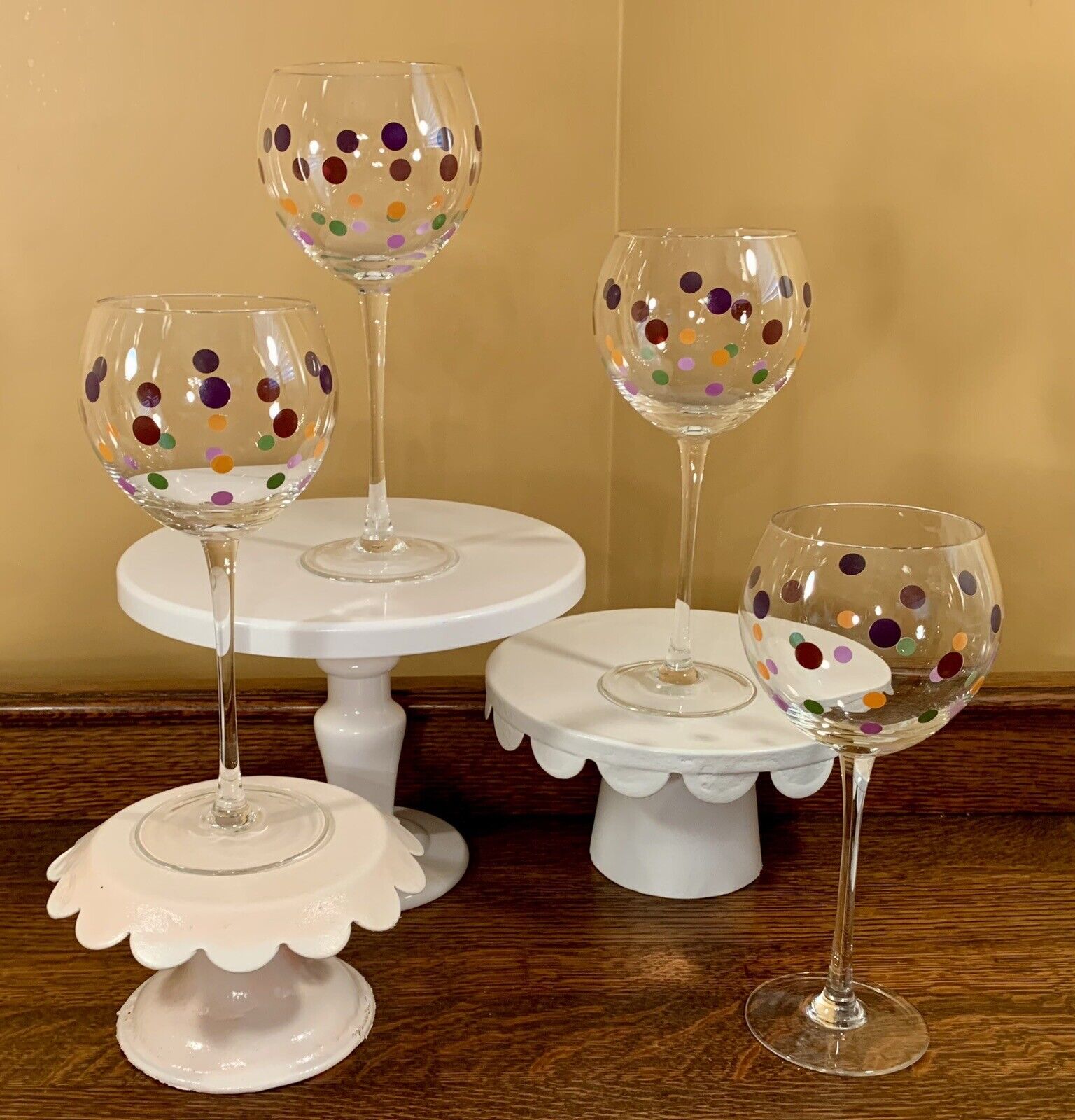 Lot Of 4 Retired Pampered Chef SIMPLE ADDITIONS DOTS 9” Balloon Wine Glasses