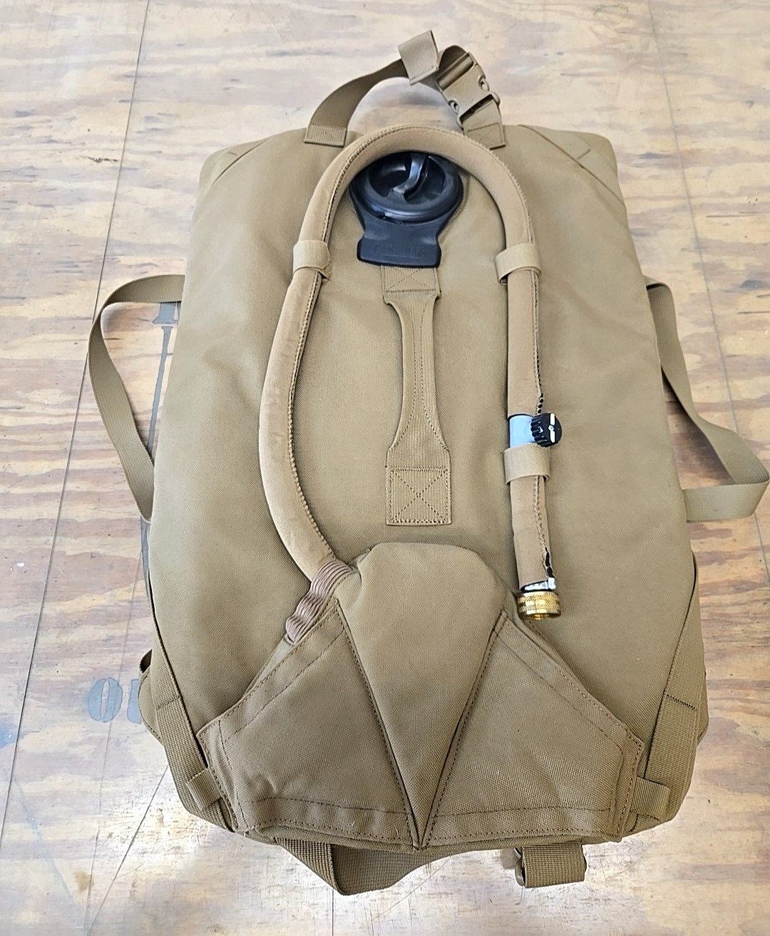 USMC Coyote 25L Squadbak By Camelbak Water Reservoir Backpack