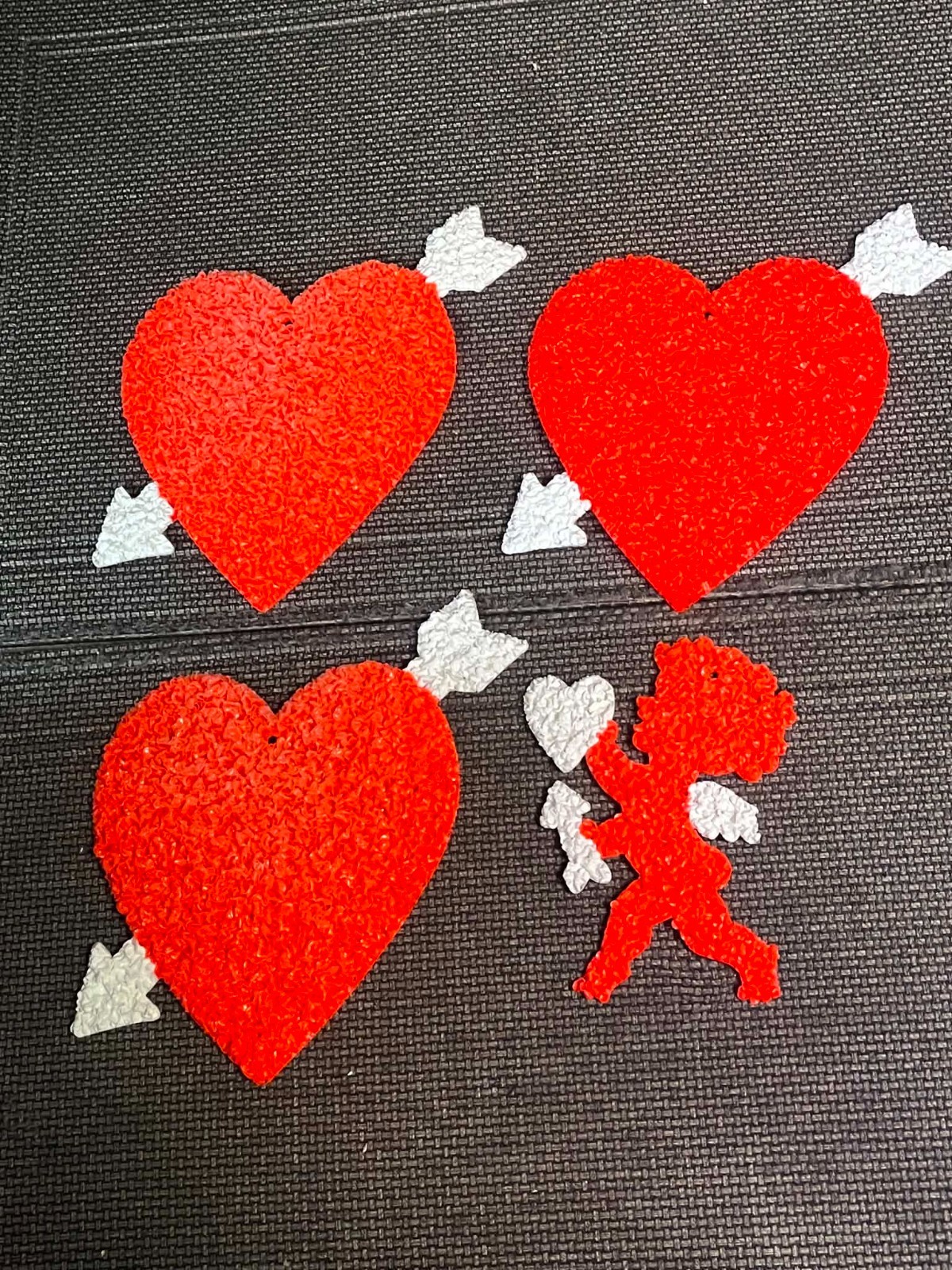 4 VINTAGE MELTED PLASTIC POPCORN VALENTINE'S DAY CUPID & HEART WITH ARROW DECO