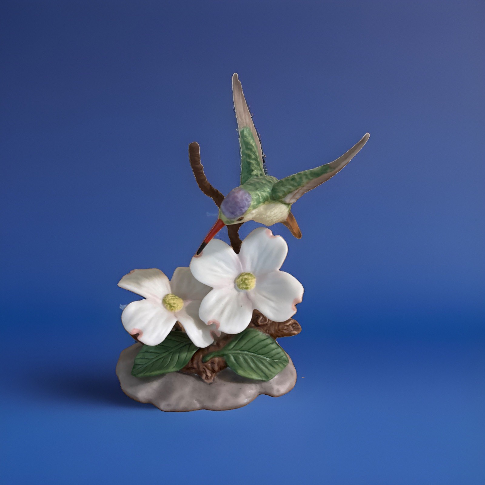 Home Interiors Homco Porcelain Hummingbird & Dogwood Figurine