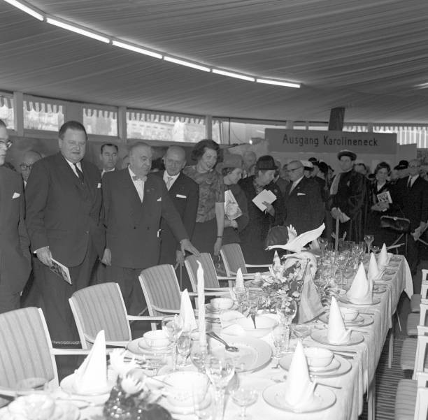 Hamburg's second mayor Edgar Engelhard explained at opening of Int- Old Photo 1