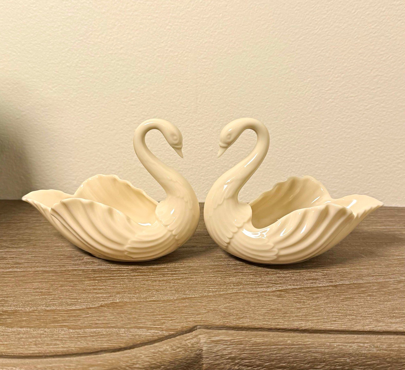 Vintage Lenox Ivory Porcelain Swan Dishes Pair