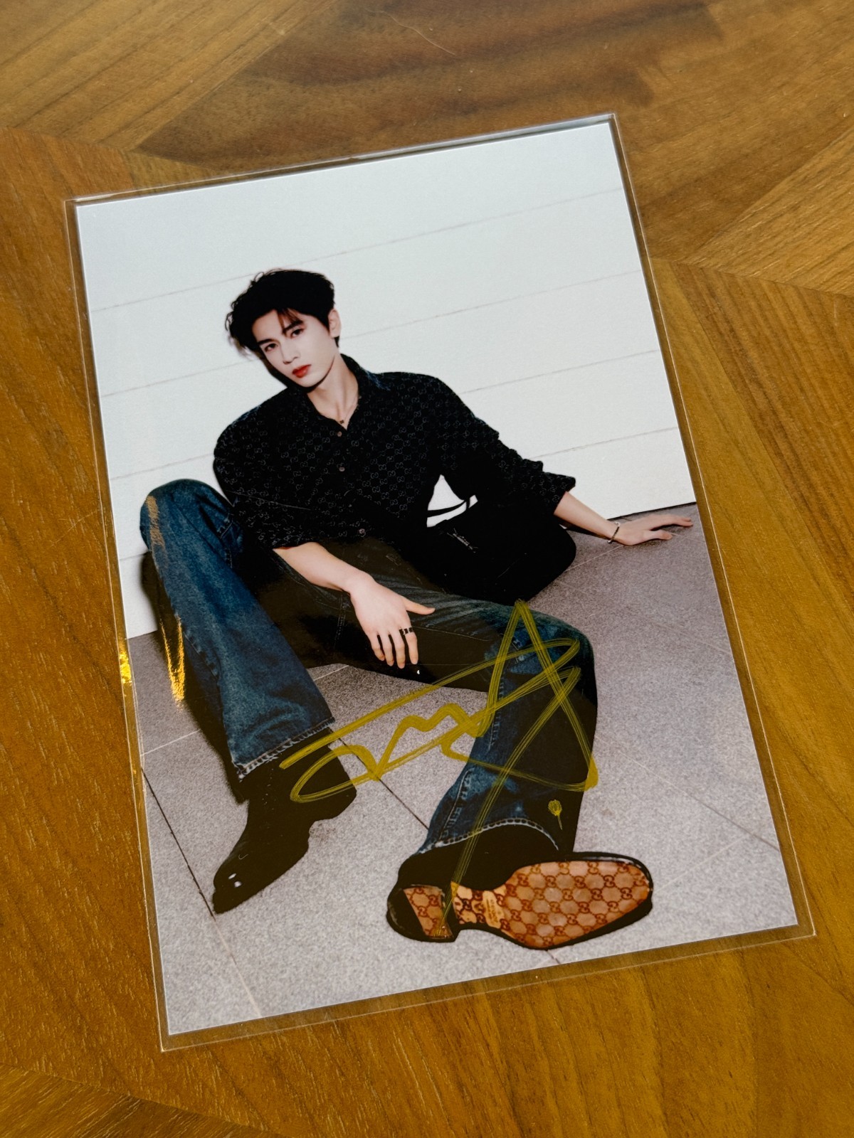 Only 1 Each Authentic Zhang LingHe Autograph Photos 6 Inch 张凌赫亲笔签名照 仅一张