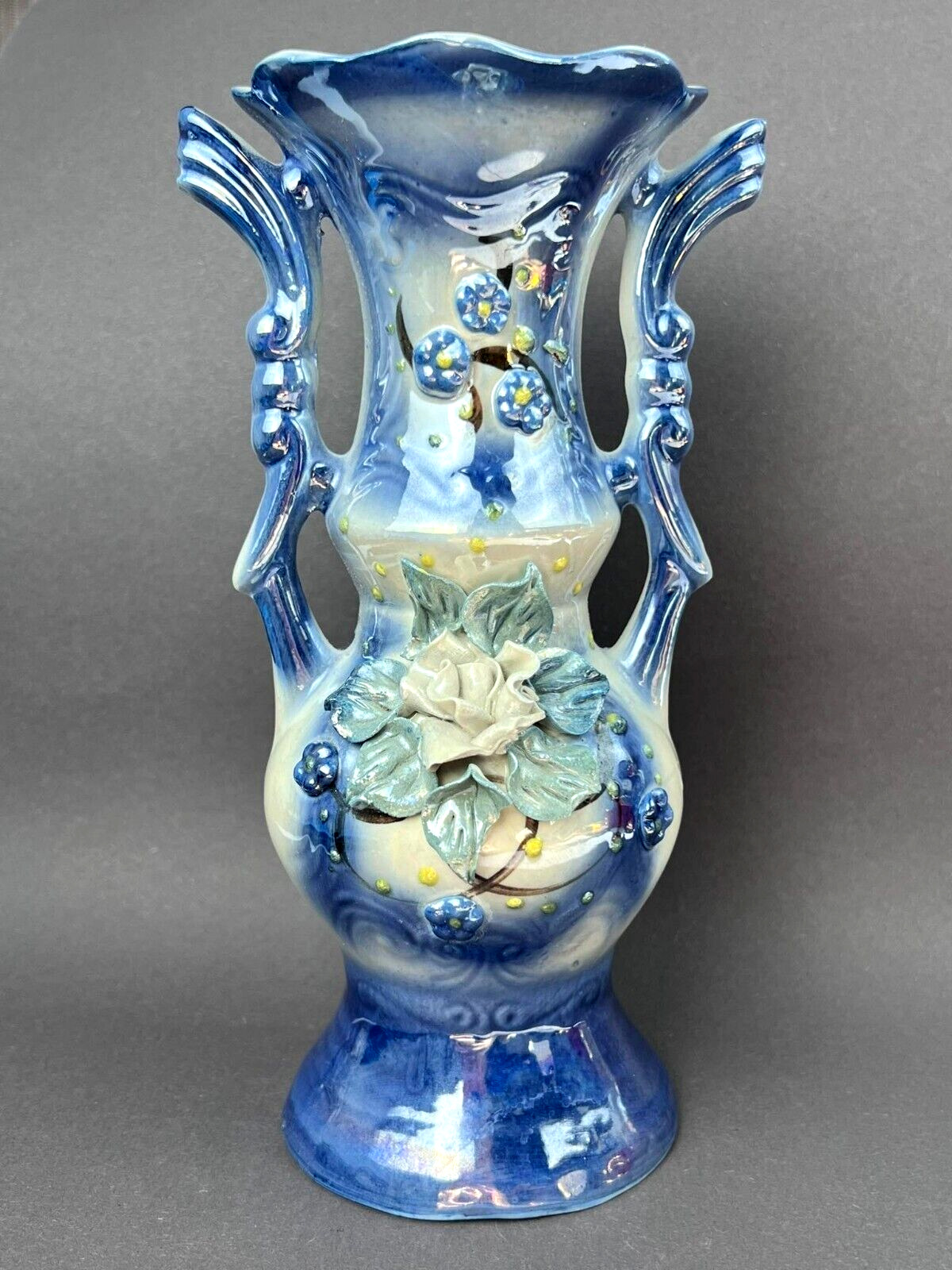 Beautiful Vintage Porcelain Blue Colored Vase Home Decor Flora 21 cm