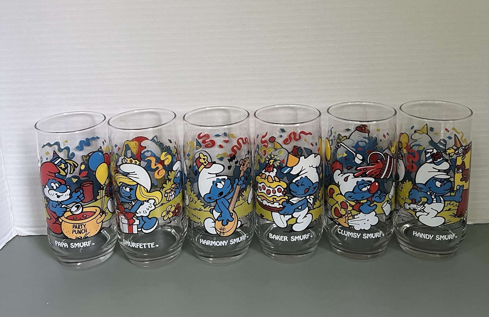 Vintage 1983 Smurfs Glasses Complete Set of 6 Peyo Wallace Berrie Smurf Vintage 1983 Smurfs Glasses Complete Set of 6 Peyo Wallace Berrie Smurf