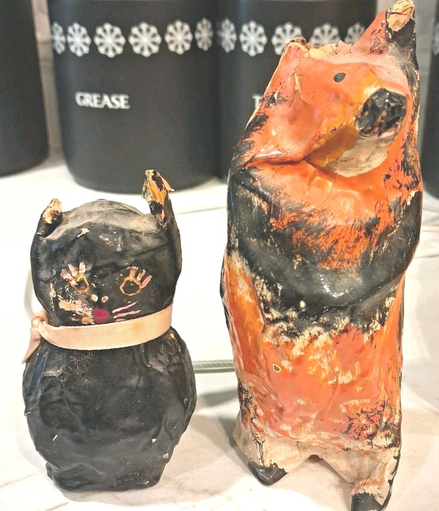 Awesome Vintage Halloween Spooky Mid-century paper-mâché  Cat and Dog Figurines