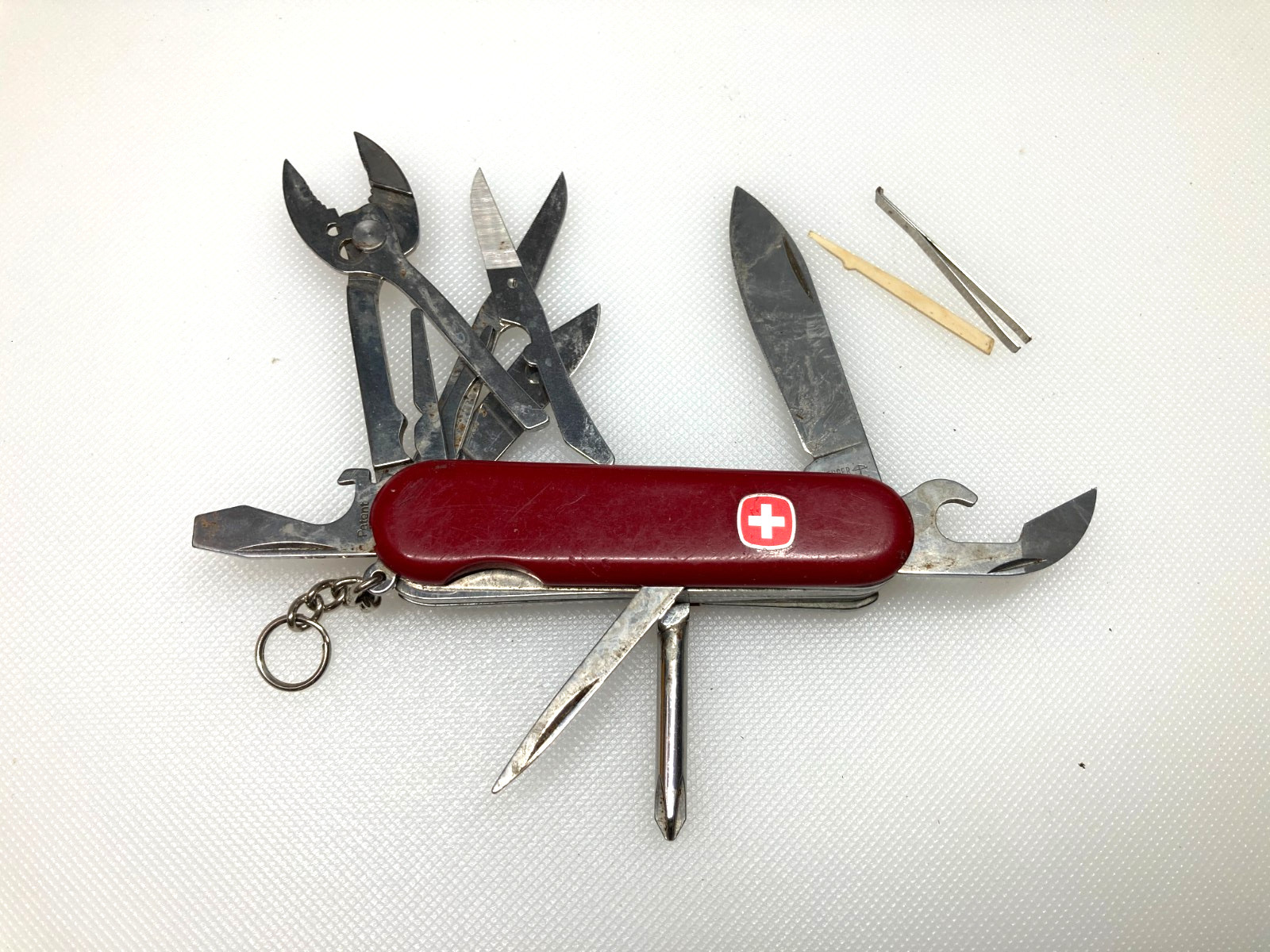 Retired Wenger Delemont Tradesman Folding Knife (B) Retired Wenger Delemont Tradesman Folding Knife (B)