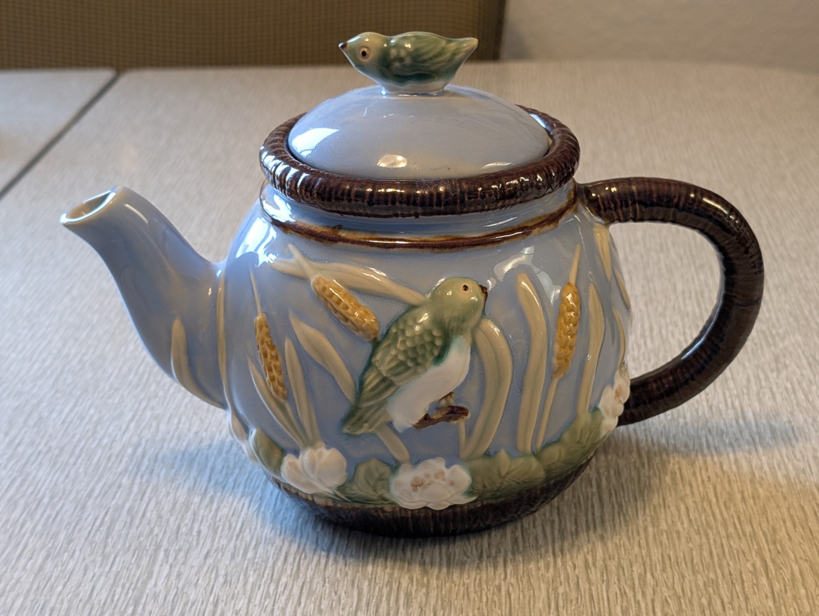 Vintage Nouveau Majolica Bird & Cattails Teapot Wanjiang China Pottery