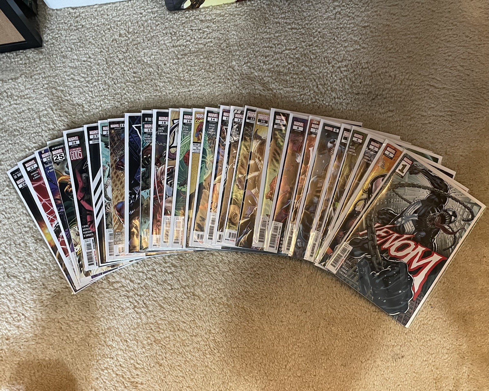 Marvel Venom 2021 Lot 1-28 Bagged and Boarded 9.4