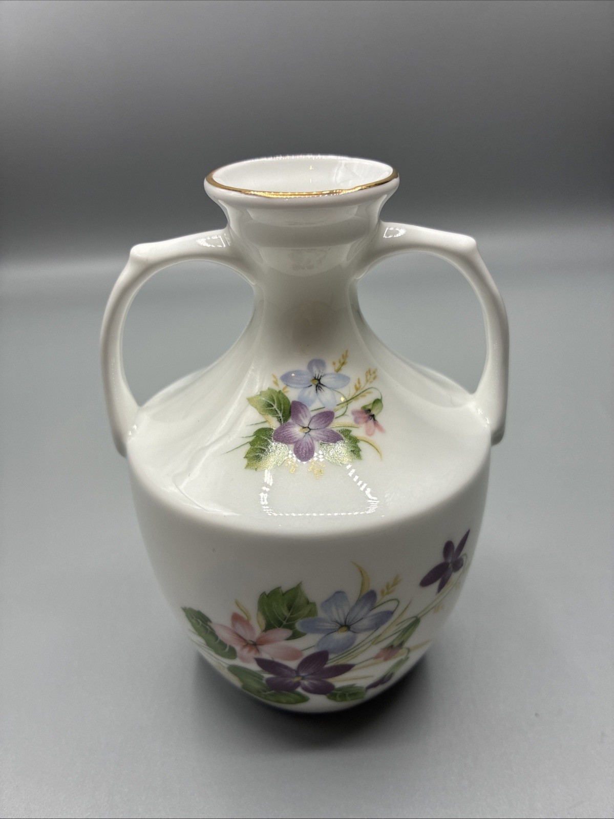 Royal Tara Ireland Fine Bone China Vase 5” Irish China