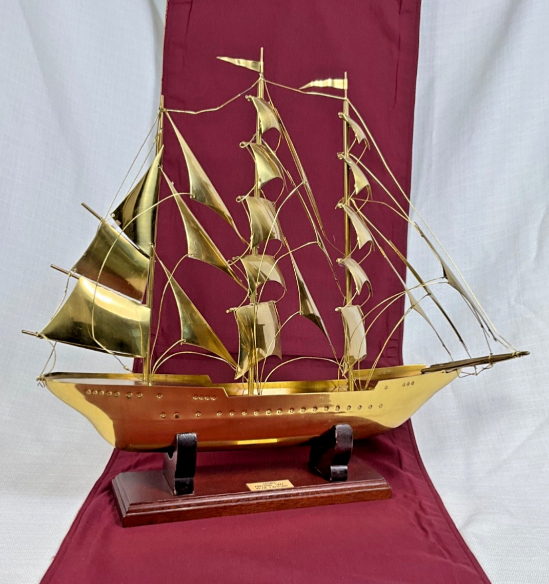 Vintage Brass Sagres Tall Ship Model Nautical Maritime Office Study Decor 16”