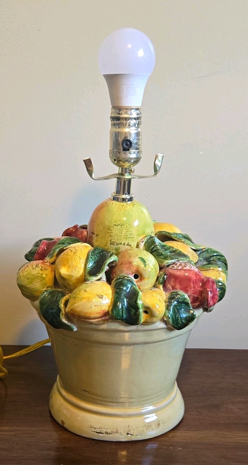 Vintage Italian Ceramic Fruit Basket Table Lamp MCM  Capodimonte Style Majolica 