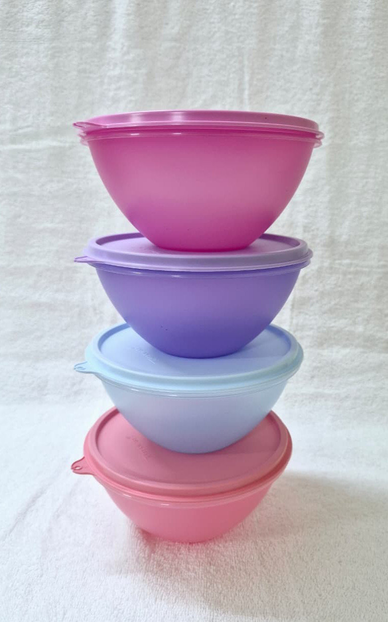 Tupperware Classic Wonderlier Mixing bowls set of 4- New-775ml/3.25 cups-New